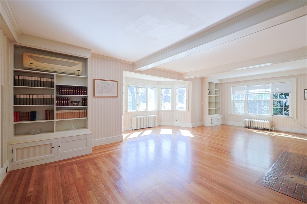 116 Adin Street Hopedale, MA 01747 - Photo 8 of 38