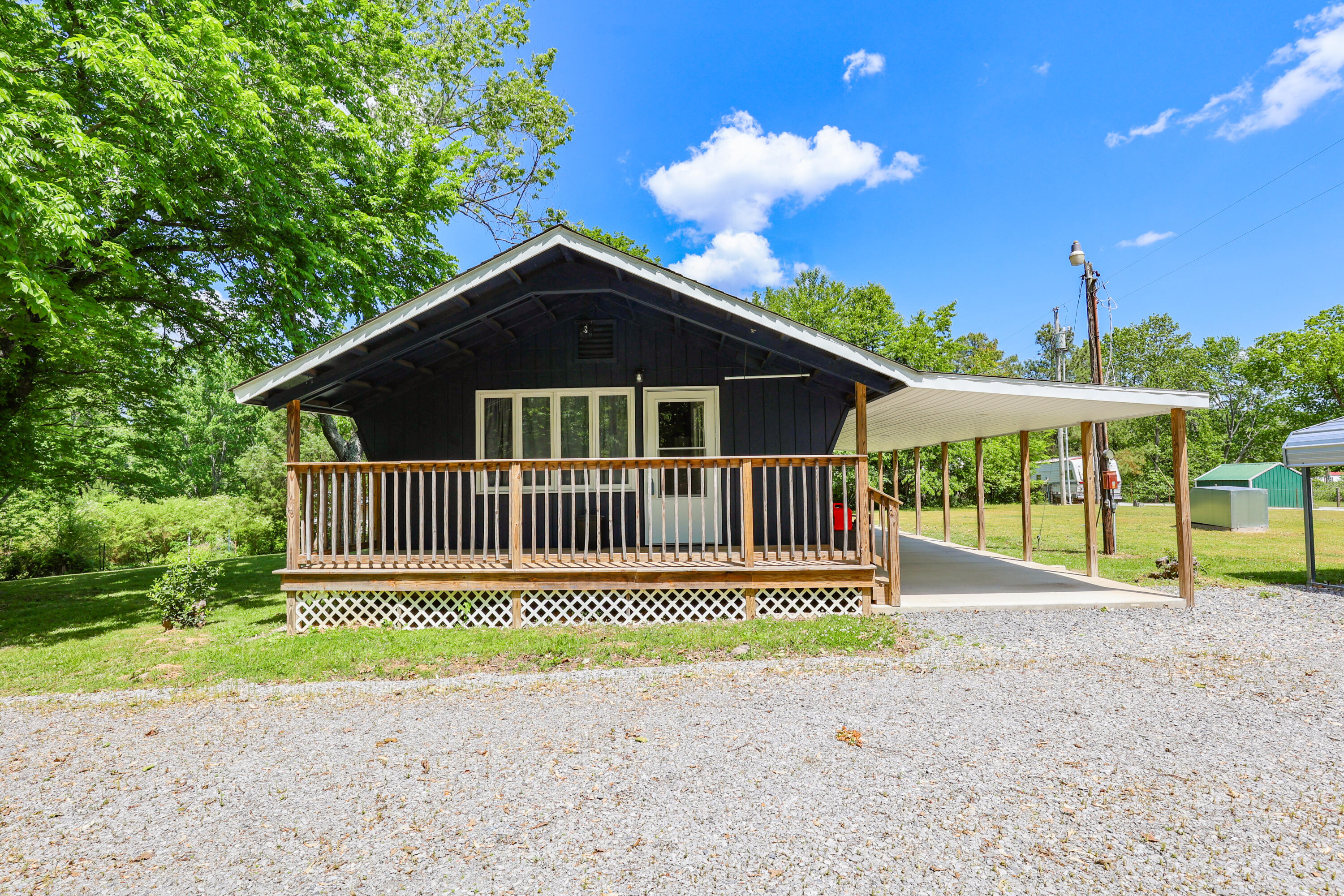 290 Cross Spann Road Murray, KY 42071 - Photo 1 of 27 Front of House