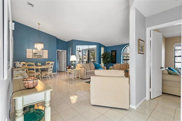 $239,000 | 5379 Verona Drive, Unit E, Boynton Beach, FL 33437