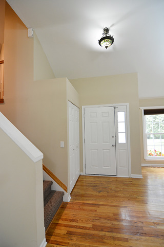 1522 Riverside Avenue St. Charles, IL 60174 - Photo 3 of 20