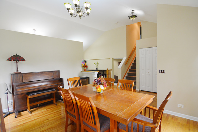 1522 Riverside Avenue St. Charles, IL 60174 - Photo 5 of 20