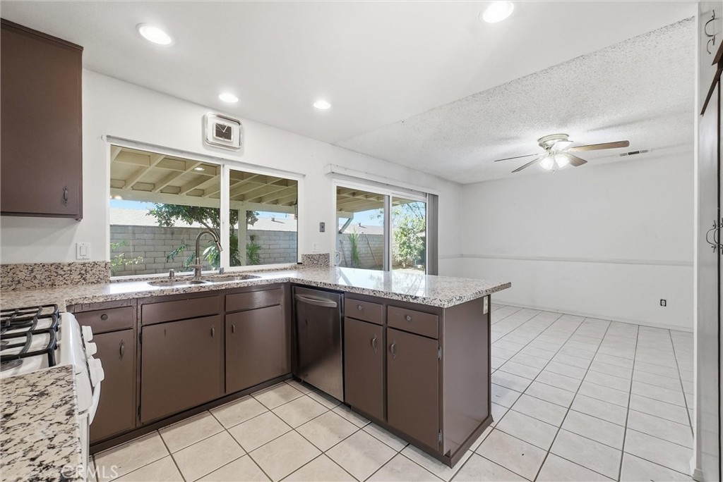 4314 Baggett Drive Riverside, CA 92505 - Photo 10 of 32