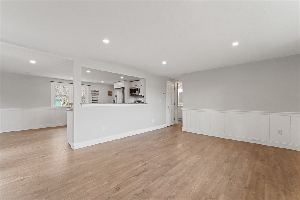 2 A Street Wareham, MA 02538 - Photo 4 of 42