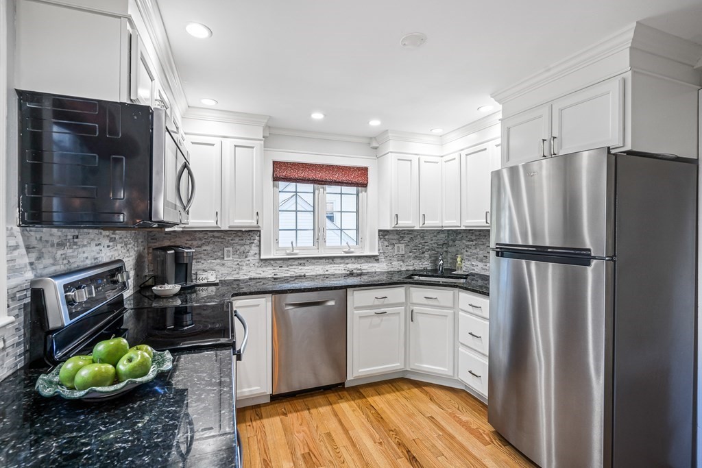 19 Seward Road Stoneham, MA 02180 - Photo 13 of 38 Gallery Image 13