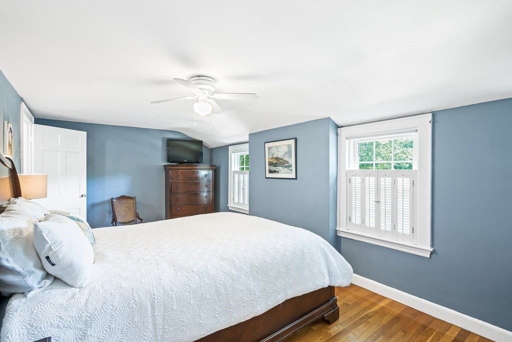 19 Seward Road Stoneham, MA 02180 - Photo 21 of 38 Gallery Image 21