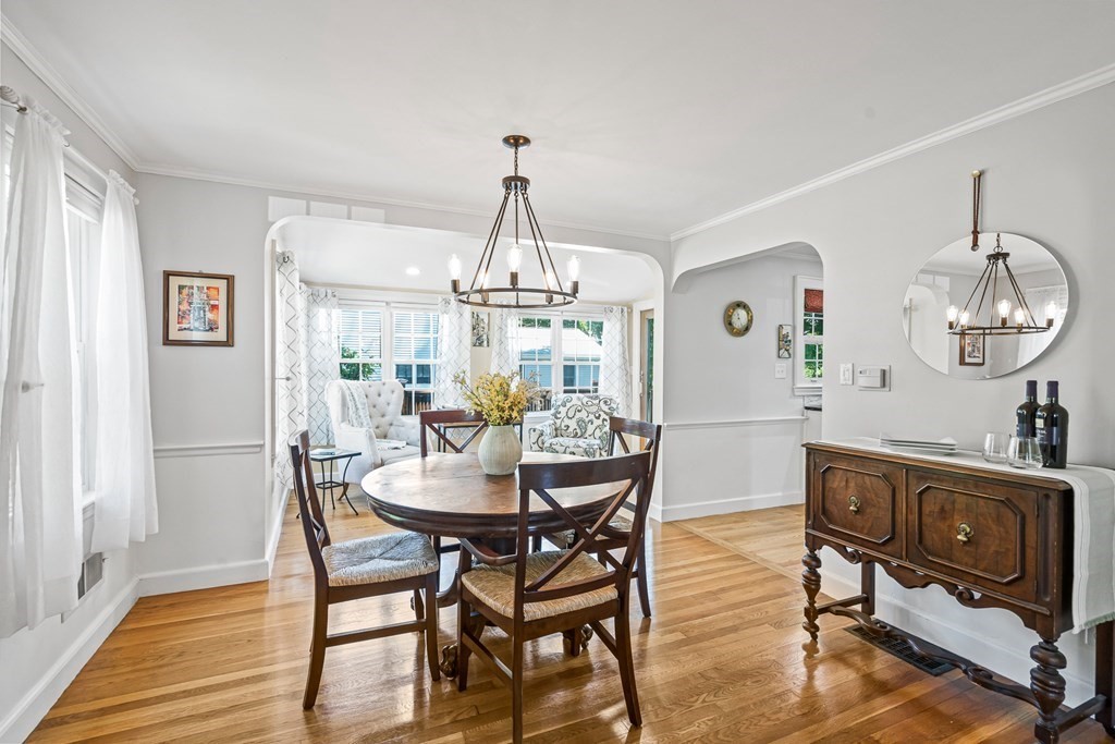 19 Seward Road Stoneham, MA 02180 - Photo 8 of 38 Gallery Image 8
