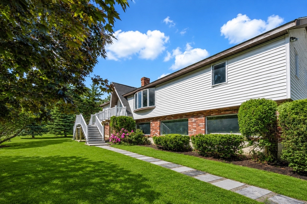 5 Flintlocke Road Franklin, MA 02038 - Photo 5 of 26