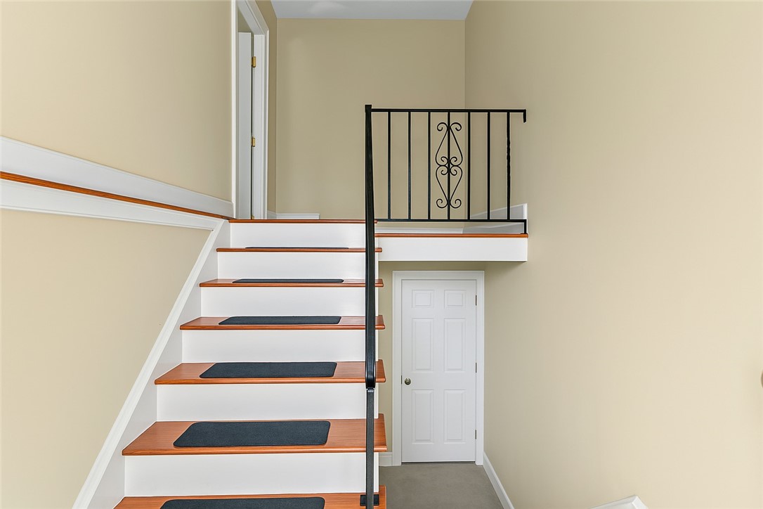 345 Post Road Warwick, RI 02888 - Photo 5 of 39