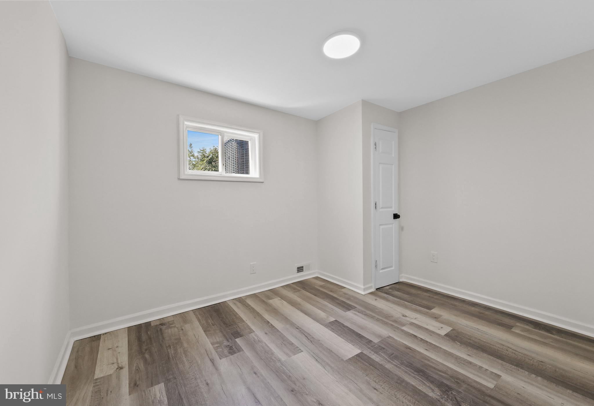 516 Columbus Road Burlington, NJ 08016 - Photo 20 of 28 Gallery Image 20