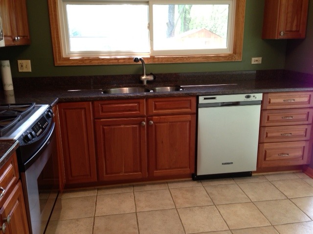 1118 Meadow Road Northbrook, IL 60062 - Photo 5 of 12