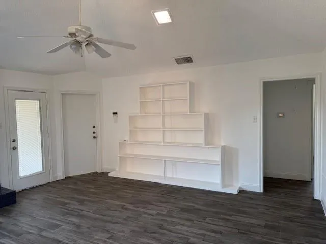 $2,200 | 1758 Castille Drive, Carrollton, TX 75007