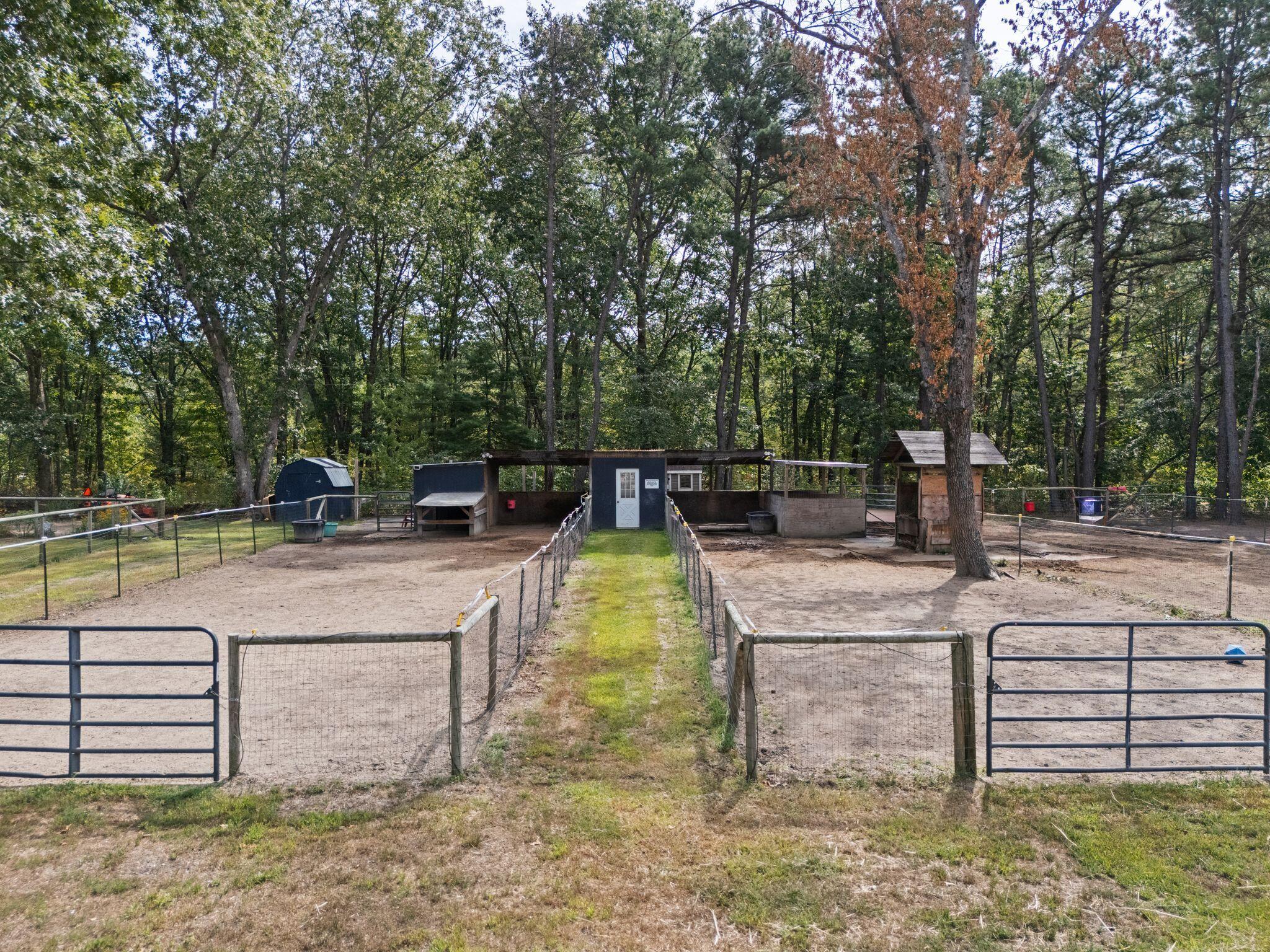 24 Middle Road Kennebunk, ME 04043 - Photo 32 of 49 24_Middle_Rd_42