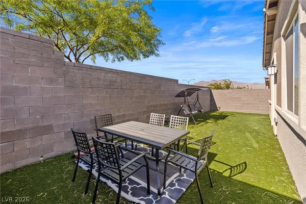 $2,800 | 9446 Sequoia Rdg Avenue, Las Vegas, NV 89143