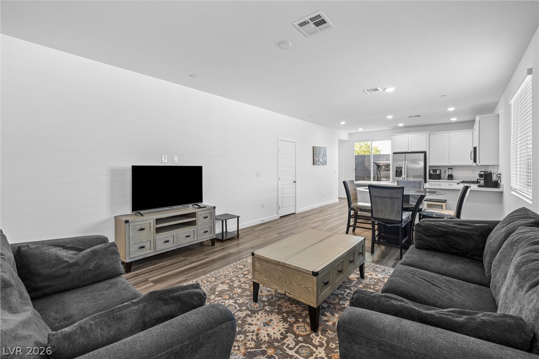 9446 Sequoia Rdg Avenue Las Vegas, NV 89143 - Photo 6 of 30