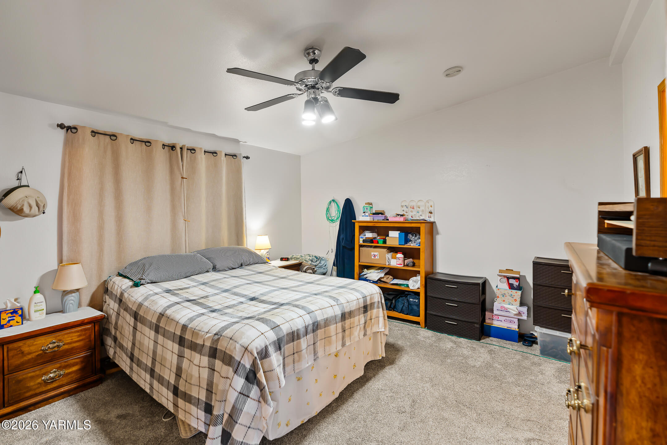 3701 Gun Club Road, Unit 139 Yakima, WA 98901 - Photo 12 of 24 Primary Bedroom