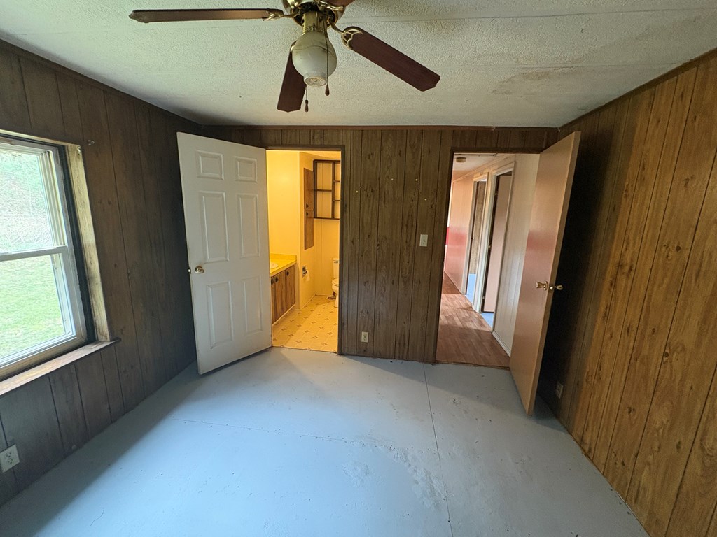 319 Bethabara Road Hayesville, NC 28904 - Photo 8 of 9 Gallery Image 8