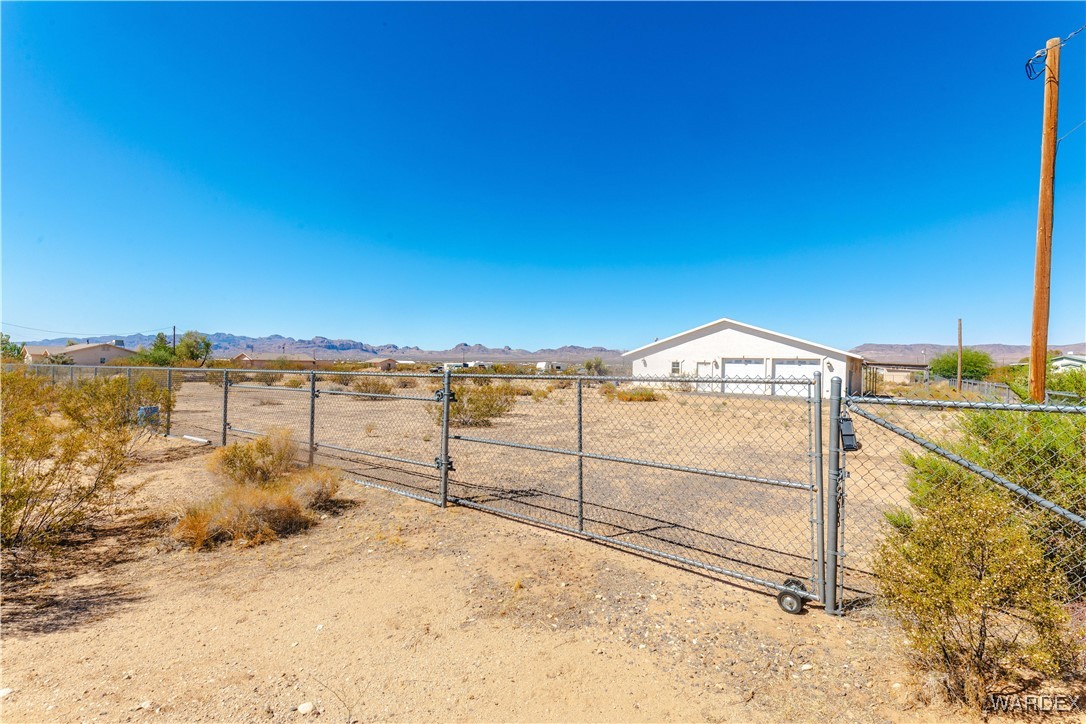 4069 Concho Road Golden Valley, AZ 86413 - Photo 25 of 43 Yard