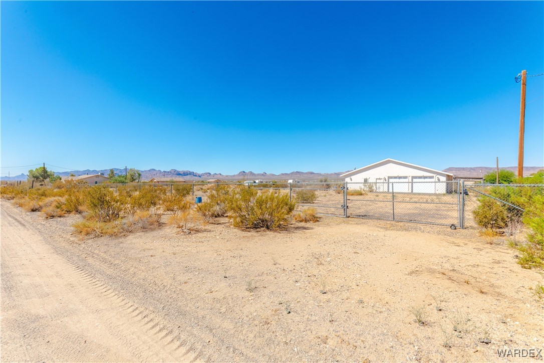 4069 Concho Road Golden Valley, AZ 86413 - Photo 26 of 43 Yard