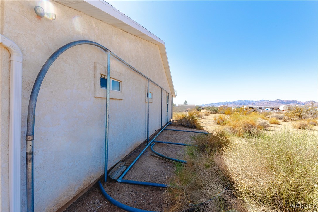 4069 Concho Road Golden Valley, AZ 86413 - Photo 34 of 43 Side of Structure