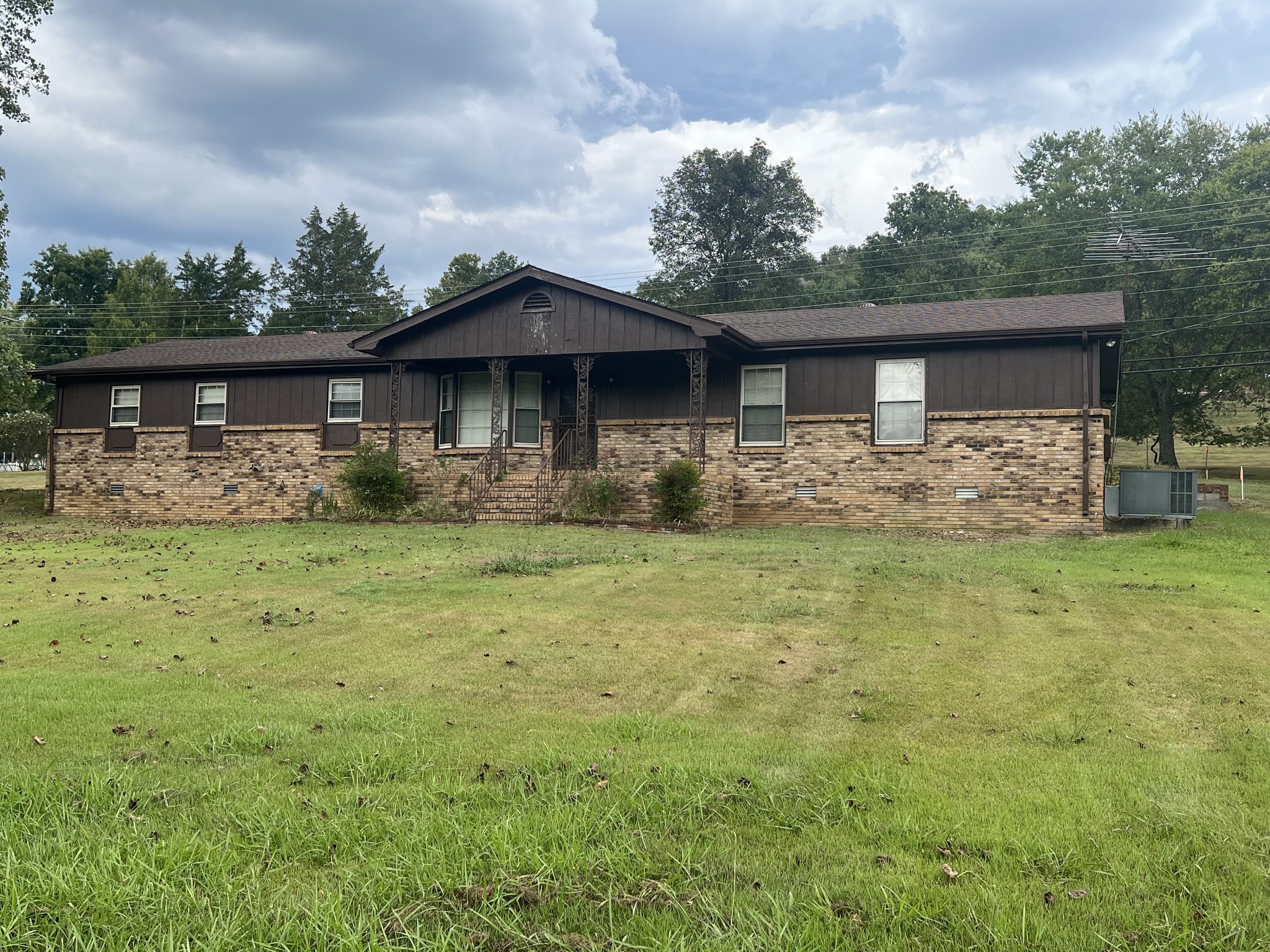 170 Turkey Creek Road Carthage, TN 37030 - Photo 1 of 23 a front view of a house with garden