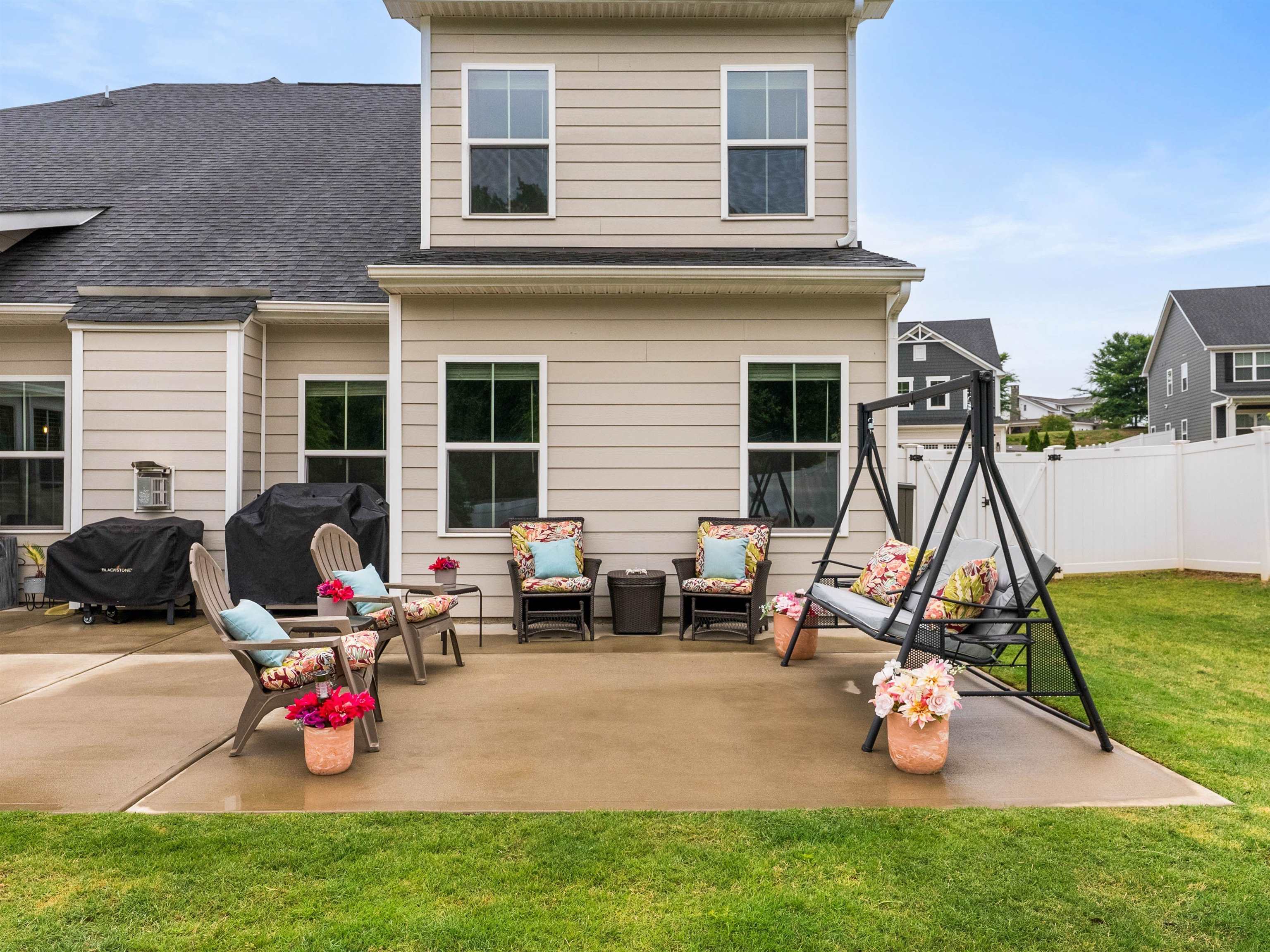 102 Mohegan Way Greenville, SC 29607 - Photo 38 of 50