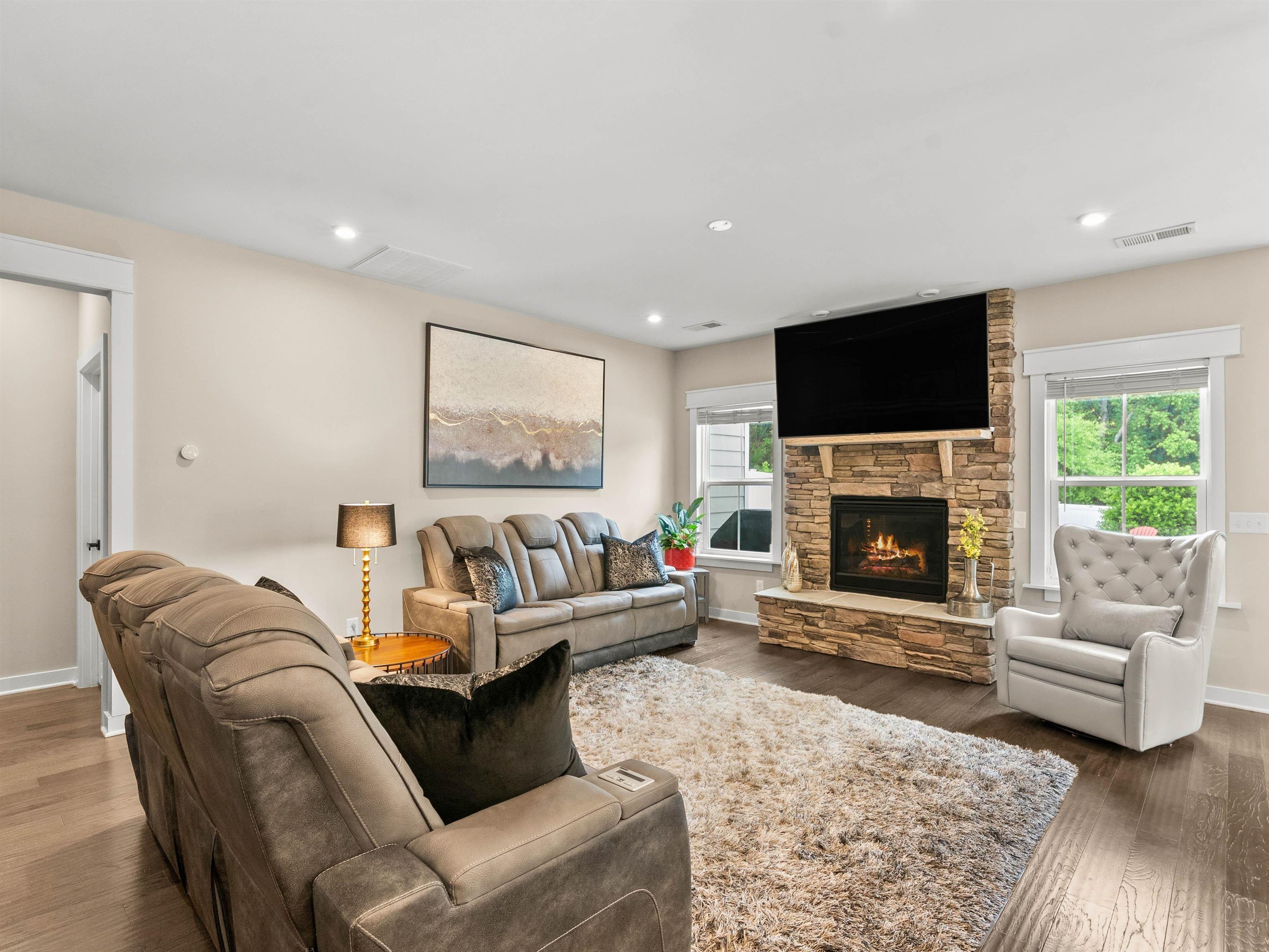 102 Mohegan Way Greenville, SC 29607 - Photo 7 of 50