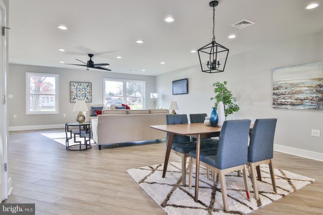 $470,000 | 36 Meadow Lane, Levittown, PA 19054