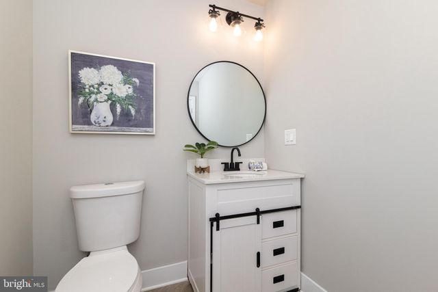 $470,000 | 36 Meadow Lane, Levittown, PA 19054