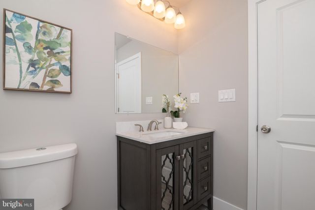 $470,000 | 36 Meadow Lane, Levittown, PA 19054