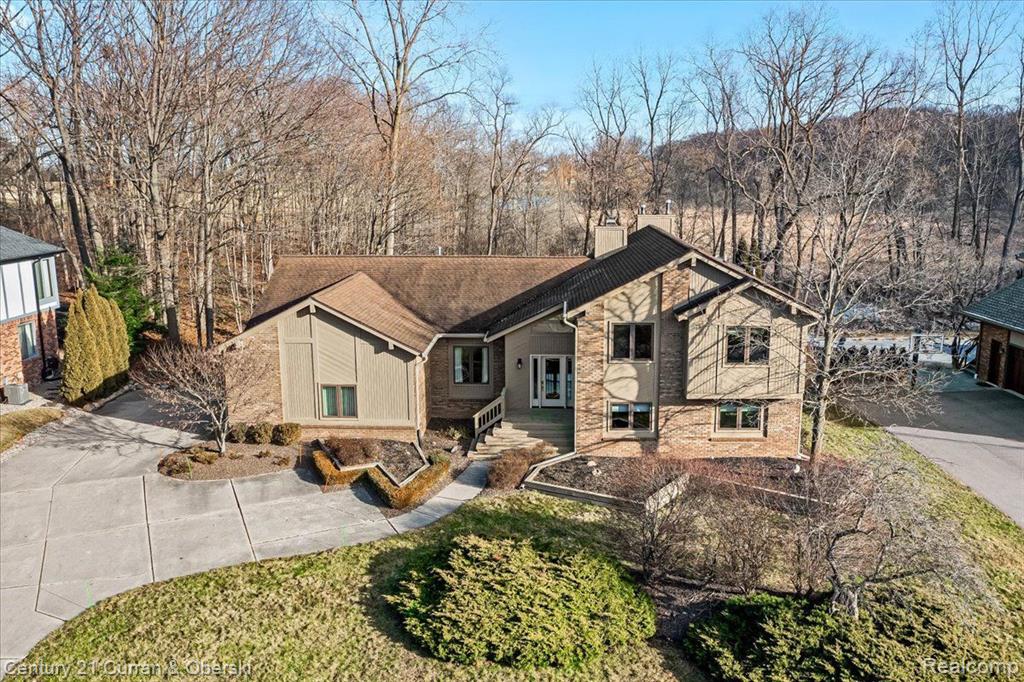 20148 Longridge Road Northville, MI 48167 - Photo 1 of 53
