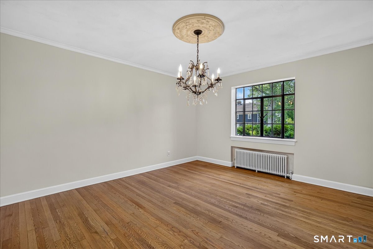 58 Myra Road Hamden, CT 06517 - Photo 8 of 38