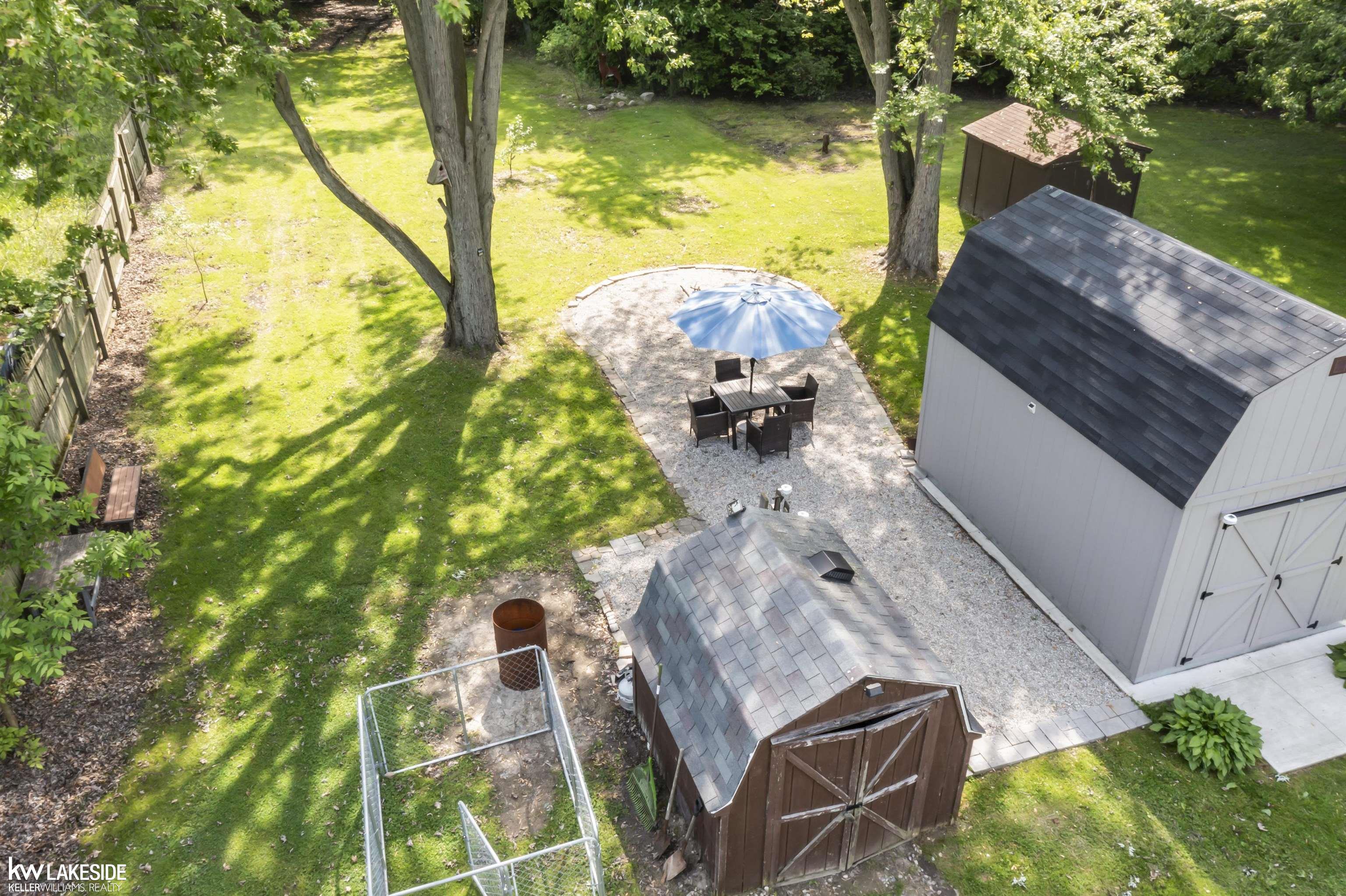 32540 Sutton Road New Baltimore, MI 48047 - Photo 6 of 34 50177822-7e525122-c2bb-42fa-a428-e041817c8dd2.JPG
