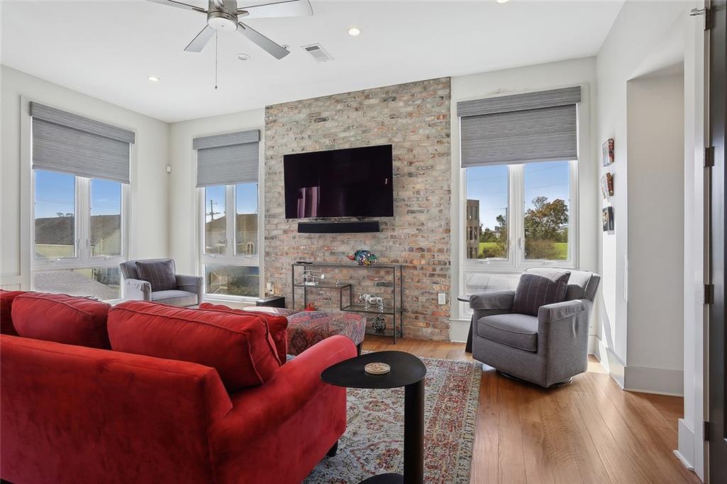 8220 Maple Street, Unit F New Orleans, LA 70118 - Photo 3 of 31