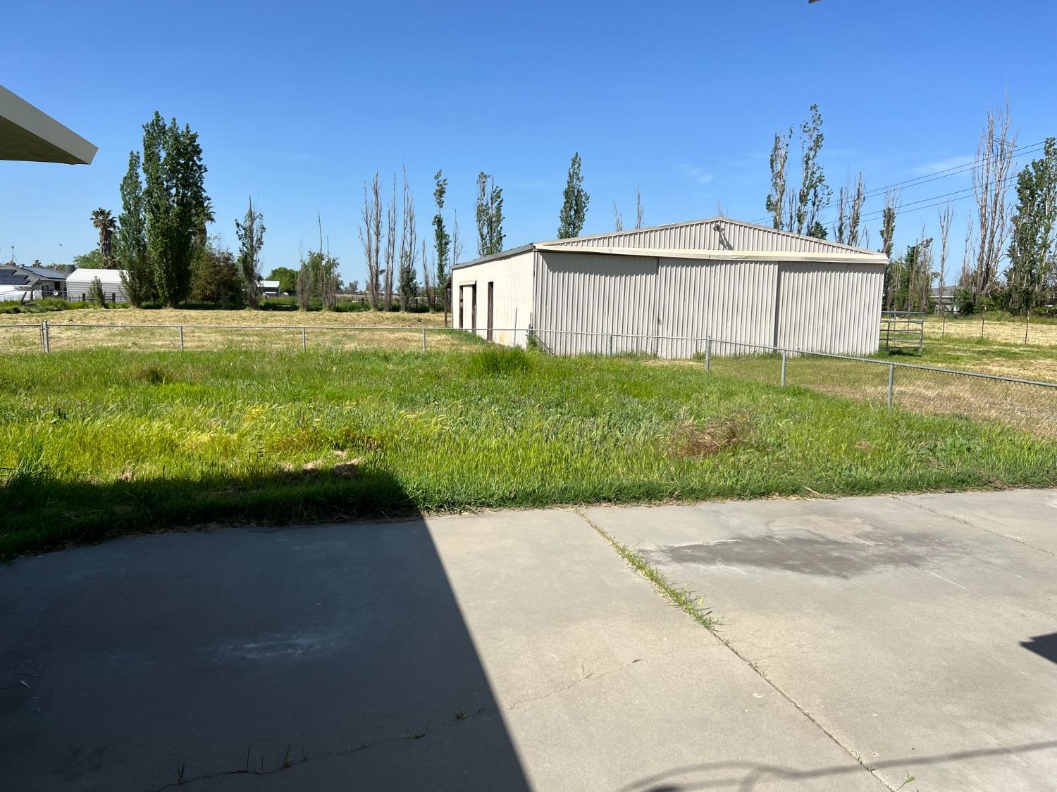 12255 Atkinson Road Lodi, CA 95240 - Photo 18 of 29