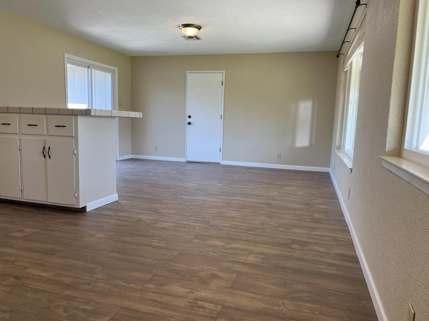 12255 Atkinson Road Lodi, CA 95240 - Photo 4 of 29