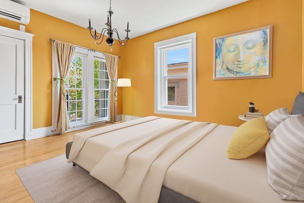 44 Kilsyth Road, Unit 3 Brookline, MA 02445 - Photo 8 of 11