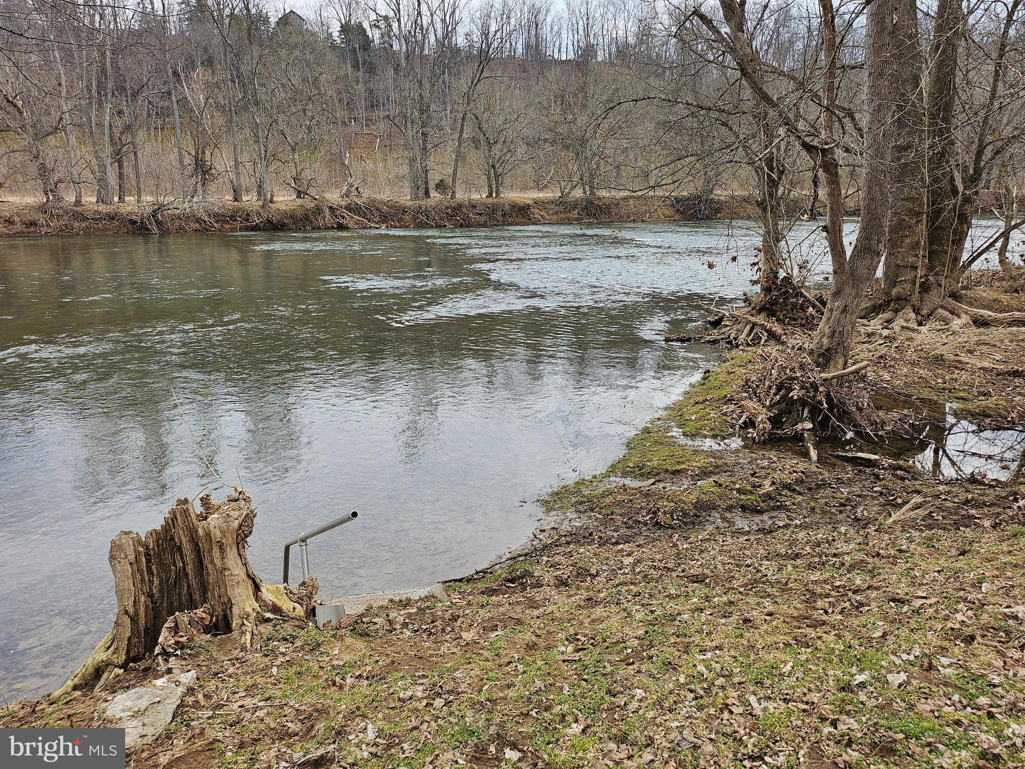 Deer Rapids Road Strasburg, VA 22657 - Photo 6 of 8 Community Access to River