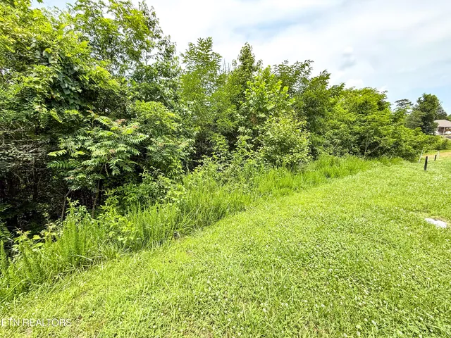 $69,900 | 120 Willow Oak Drive, Oak Ridge, TN 37830