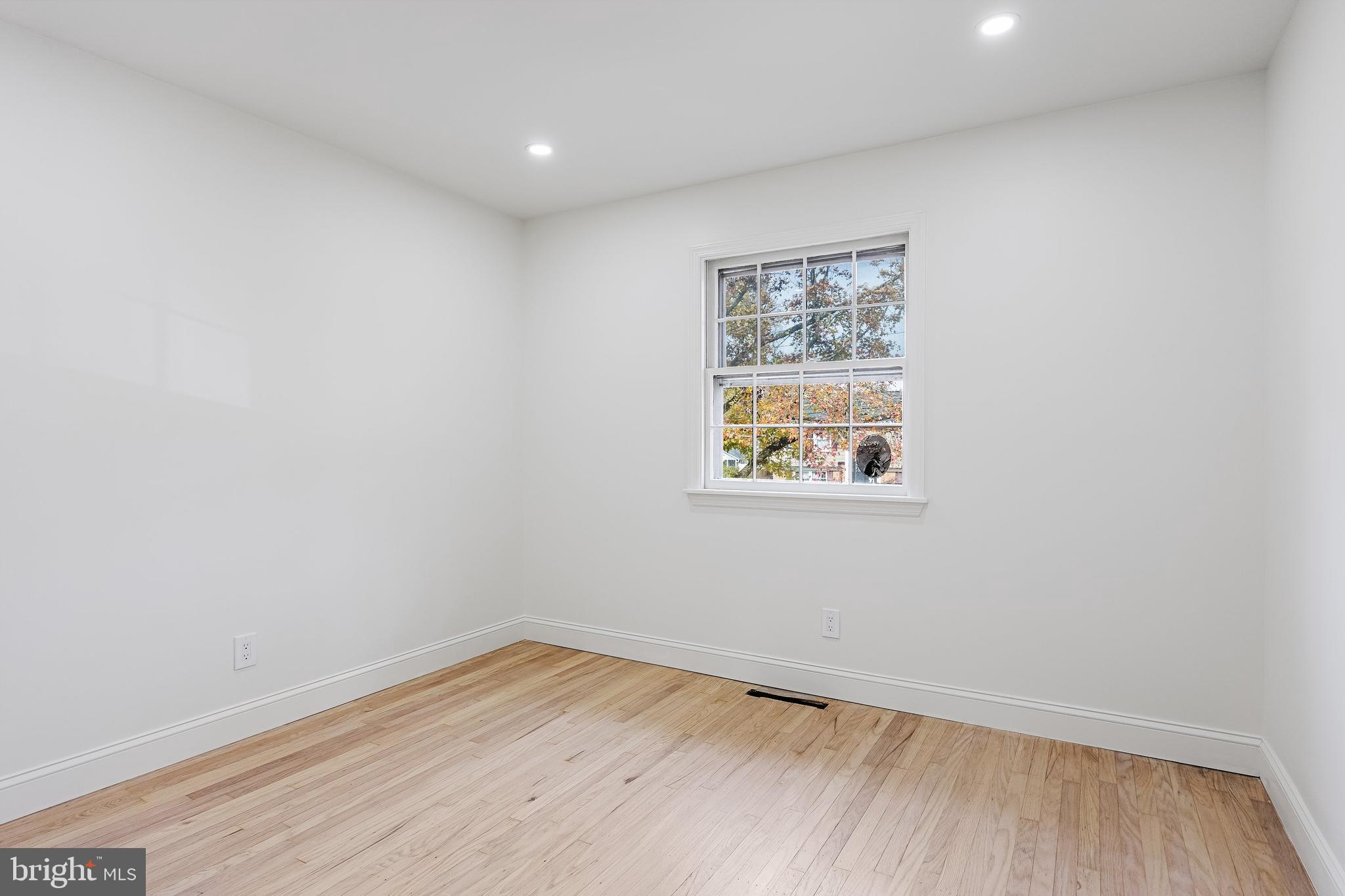 16 Cobblestone Road Cherry Hill, NJ 08003 - Photo 20 of 29