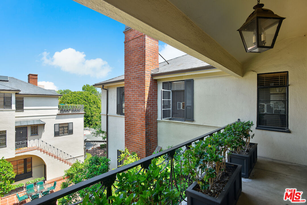 175 South Rodeo Drive Beverly Hills, CA 90212 - Photo 12 of 22