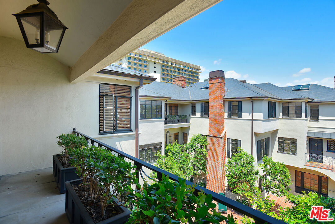 175 South Rodeo Drive Beverly Hills, CA 90212 - Photo 13 of 22