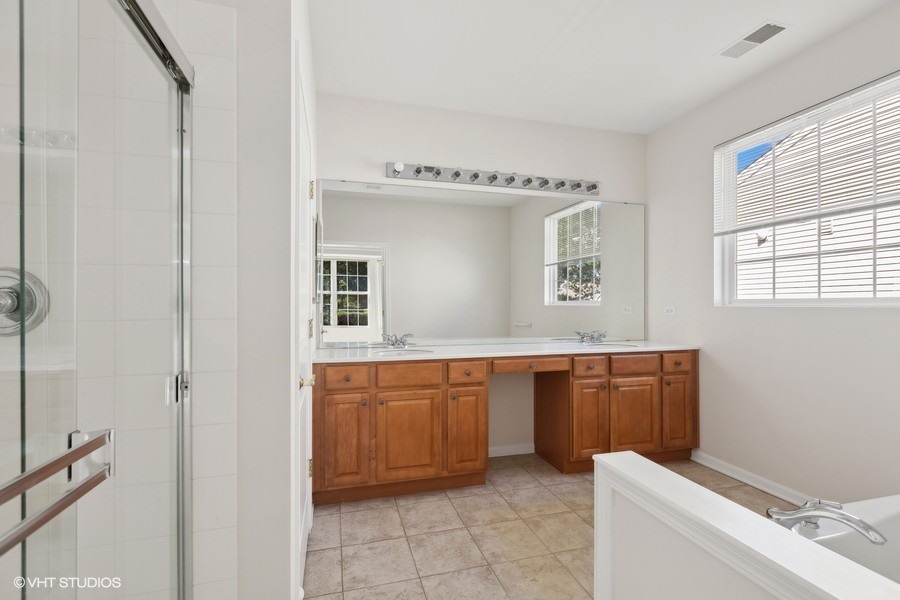 11932 Harrison Road Huntley, IL 60142 - Photo 11 of 22 Gallery Image 11