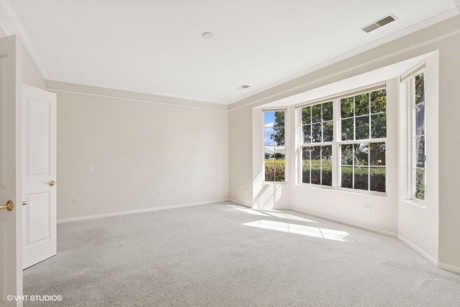 11932 Harrison Road Huntley, IL 60142 - Photo 10 of 22 Gallery Image 10
