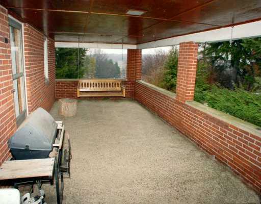 1748 Locust Road Franklin Park, PA 15143 - Photo 7 of 8 Patio/Deck.