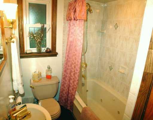 1748 Locust Road Franklin Park, PA 15143 - Photo 8 of 8 Master Bath/Spa.