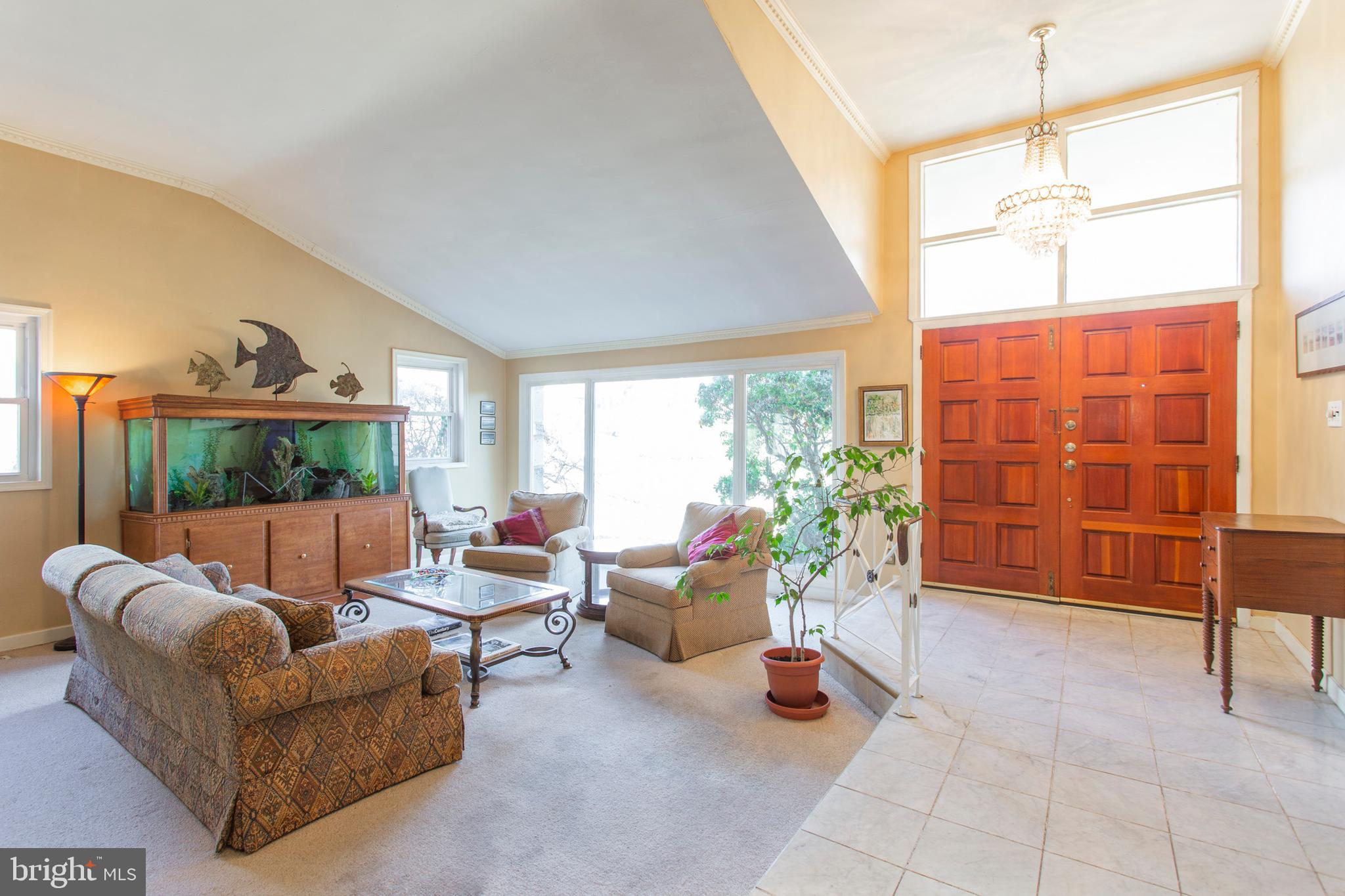 1108 Sandringham Road Bala Cynwyd, PA 19004 - Photo 4 of 41