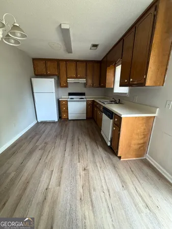 $975 | 1820 North Ridge Drive, Unit A, Milledgeville, GA 31061