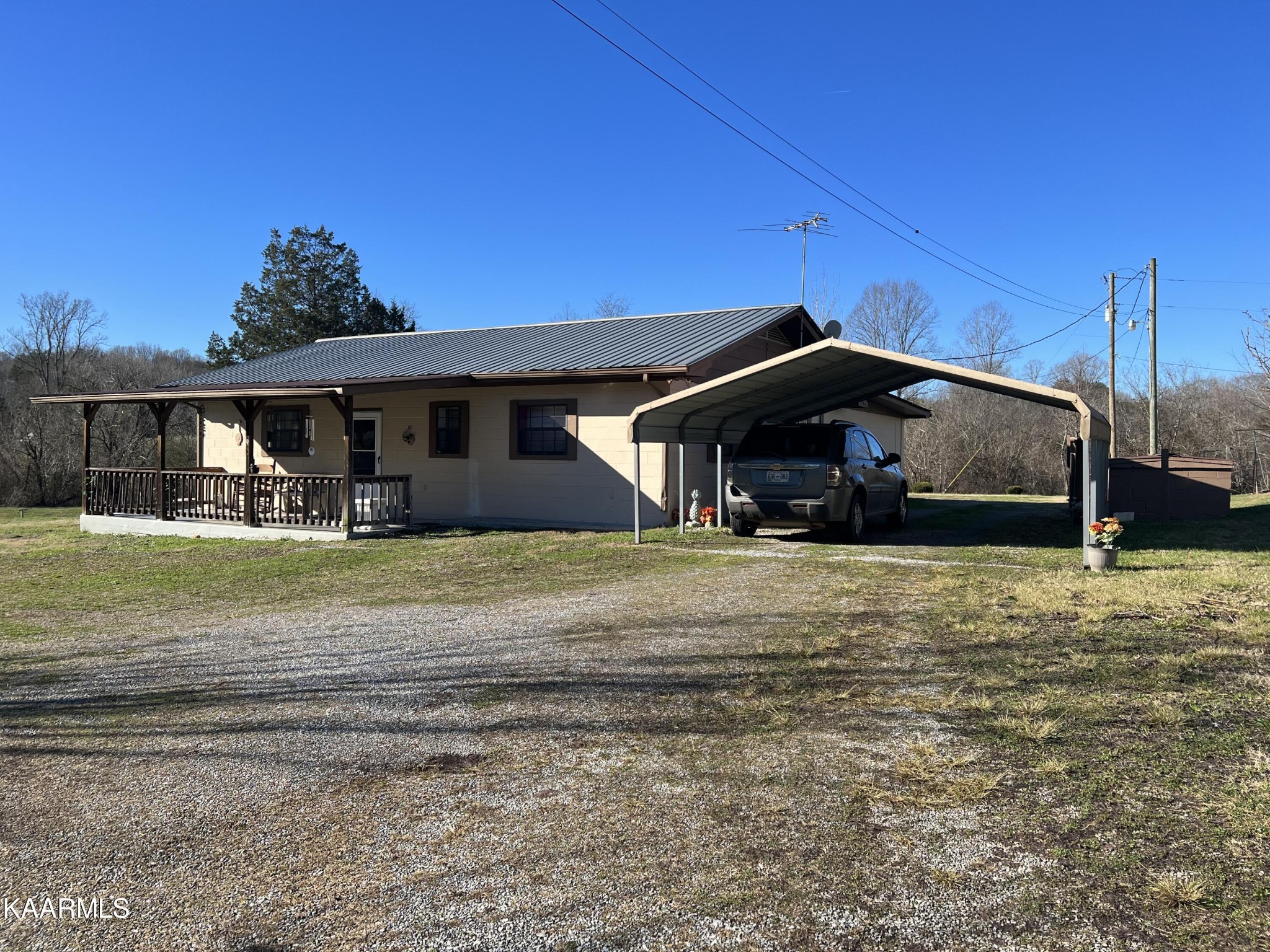 412 Old State Road Tellico Plains, TN 37385 - Photo 23 of 24 Gallery Image 23
