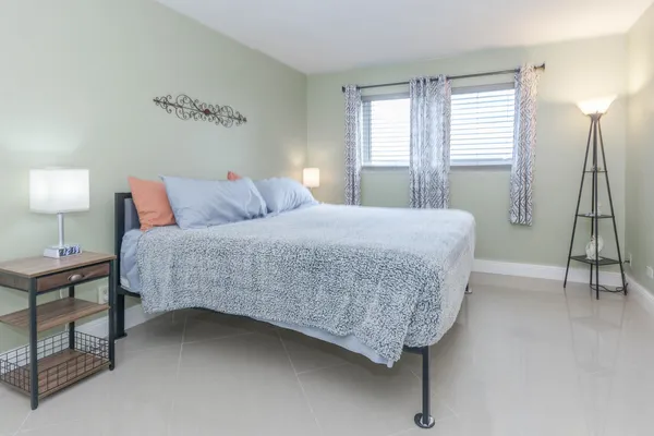 $119,000 | 711 Lori Drive, Unit 408, Palm Springs, FL 33461