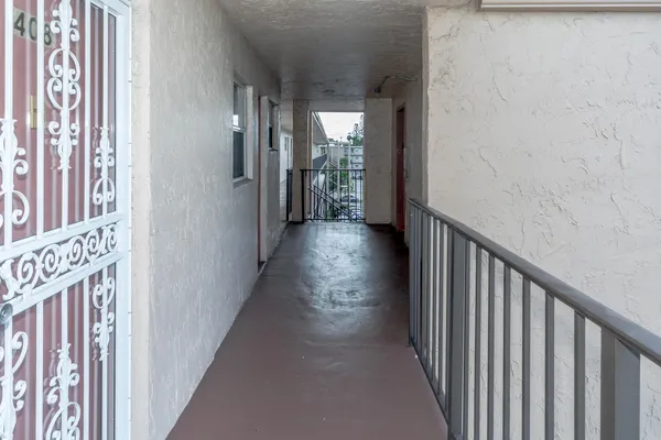 $119,000 | 711 Lori Drive, Unit 408, Palm Springs, FL 33461